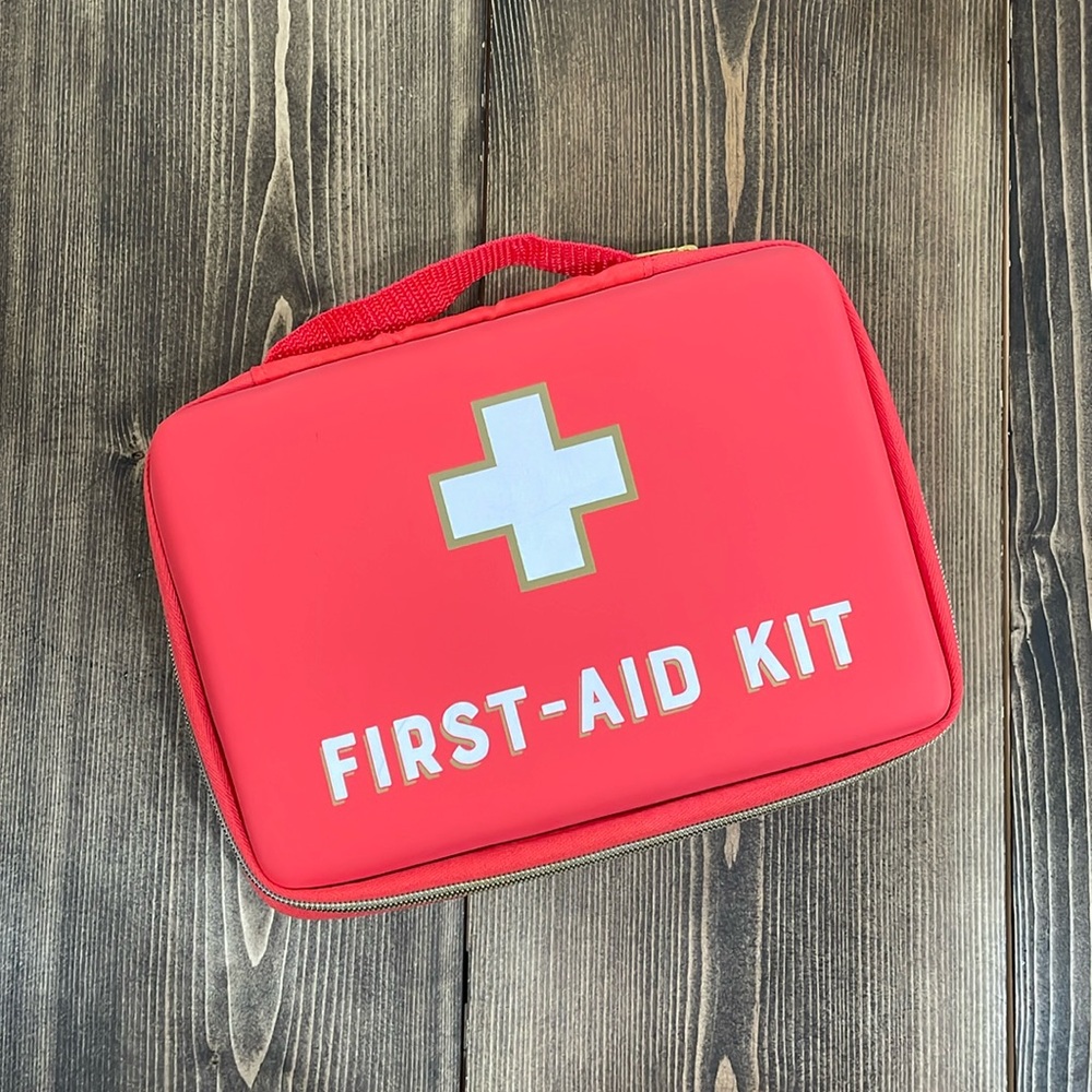 🌟Host Pick🌟First-Aid Kit Bag - Picture 2 of 10
